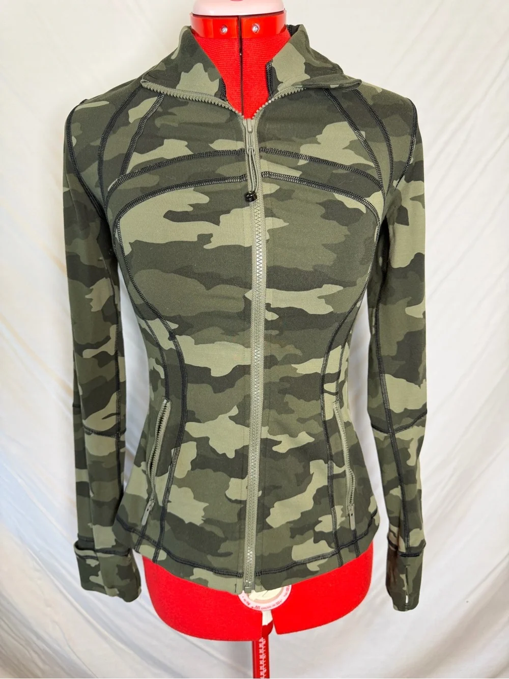 lululemon Camo Define Active Jacket…Size 6